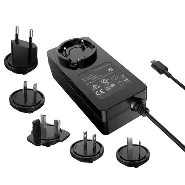 65W Interchangeable PD Power Adapter 